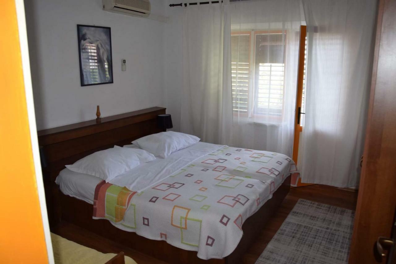 Apartman Linda Baška Voda Exteriör bild